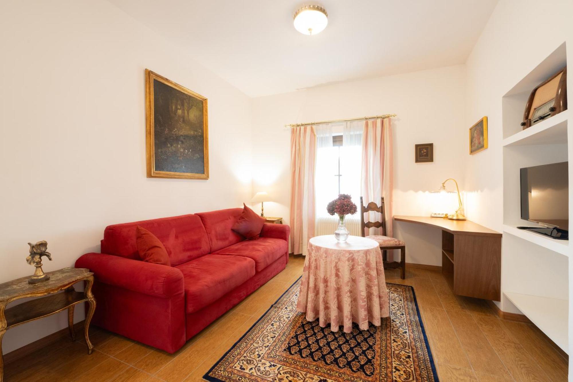 Apartments Schloss Paschbach Аппиано-Сулла-Страда-дель-Вино Экстерьер фото