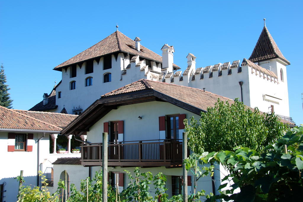 Apartments Schloss Paschbach Аппиано-Сулла-Страда-дель-Вино Номер фото